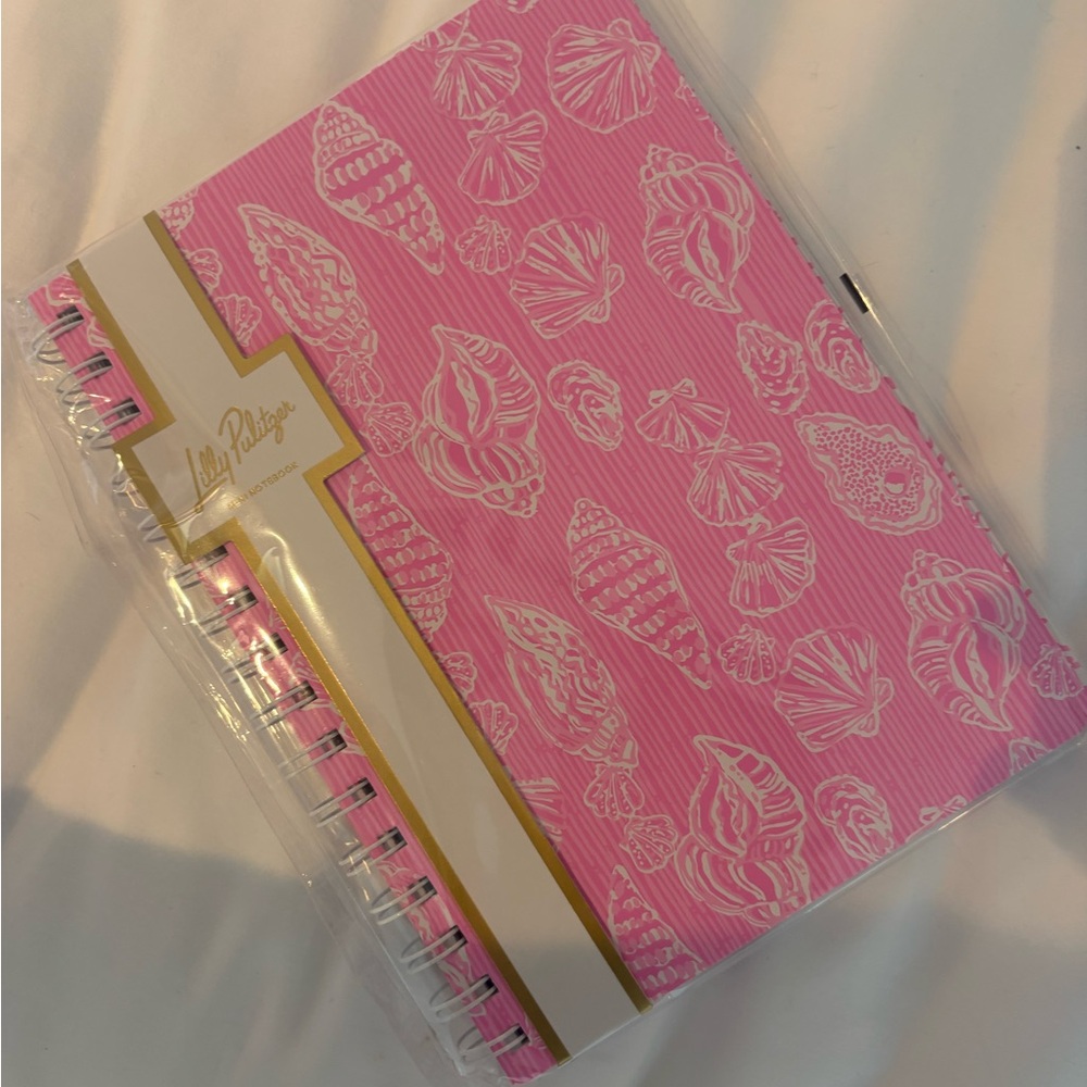 Lilly Pulitzer - NIB notebook - Picture 2 of 4
